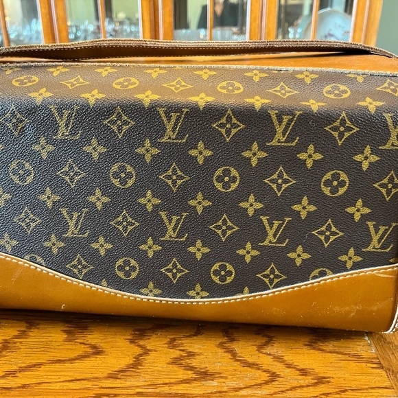 Vintage Authentic Louis Vuitton Train Case - Picture 10 of 16